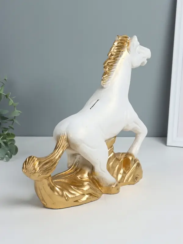 Копилка Копилка "Конь на ветру" 28х32х9,5 см, белый с золотом