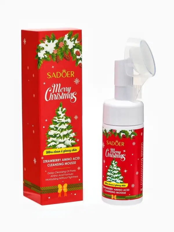 Новогодняя пенка для умывания Sadoer, клубника, 120 мл Новогодняя пенка для умывания Sadoer, клубника, 120 мл
