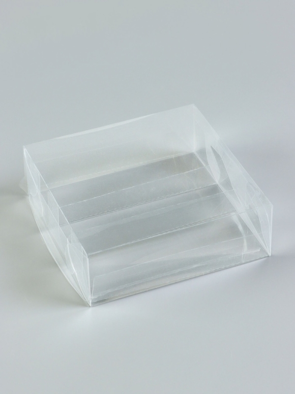 Коробка под 3 эклера из PVC, 15 х 15 х 5 см Коробка под 3 эклера из PVC, 15 х 15 х 5 см