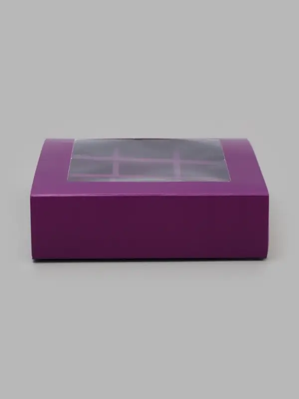 Коробка для 9 конфет, сиреневый, 13.5&times;13.5&times;3.5 см