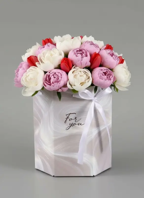 Коробка - переноска подарочная для цветов &laquo;Для тебя&raquo;, 17&times;14.8&times;19.5 см, шестигранник