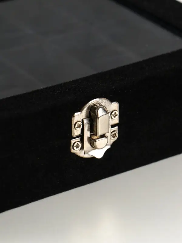 Шкатулка для украшений Chido, 8 полос, 9 ячеек, 20&times;15&times;4.5, чёрная