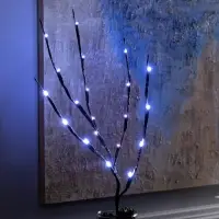 Светодиодная ветка 70 см, 20 LED, коричневая, от батареек AAх2, свечение белое