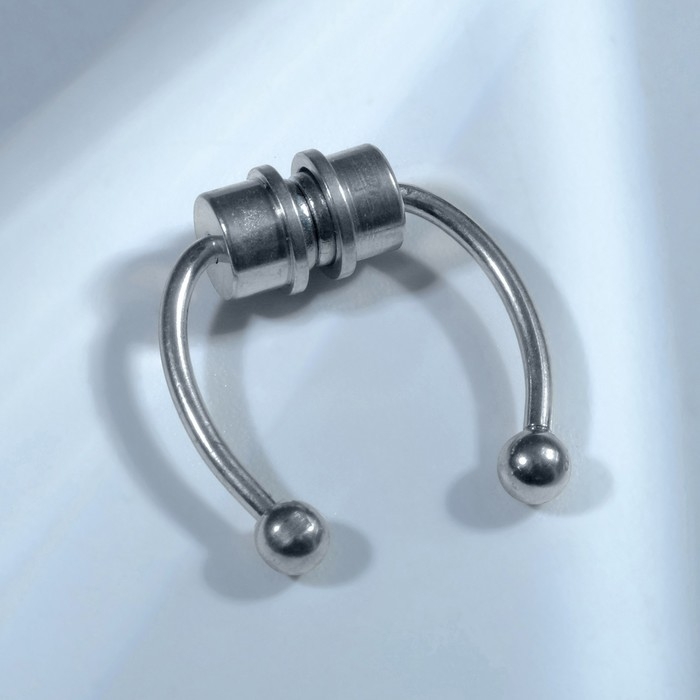 Пирсинг в нос (фейк для септума) со сменными насадками, на магните, L=17 мм, белый в серебре Пирсинг в нос (фейк для септума) со сменными насадками, на магните, L=17 мм, белый в серебре