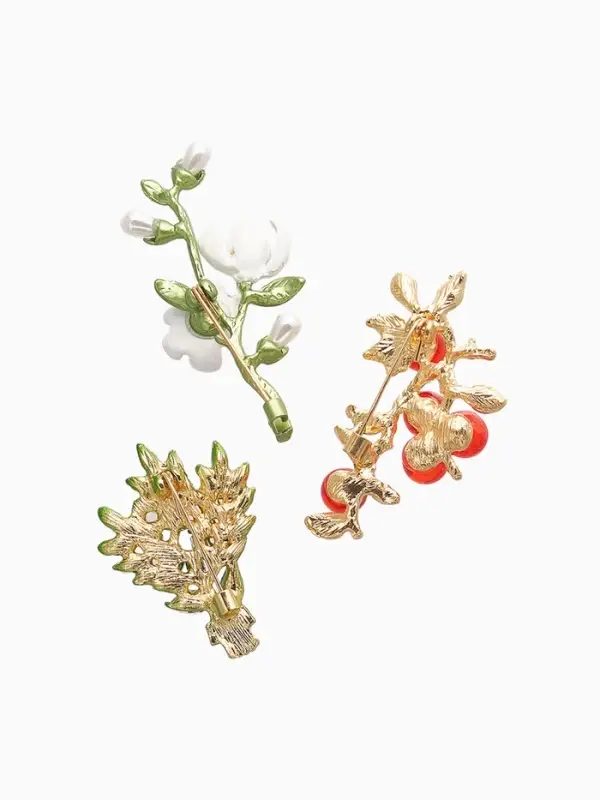 Набор брошей  Набор брошей "Цветы" брусника, лаванда, жасмин, цветные