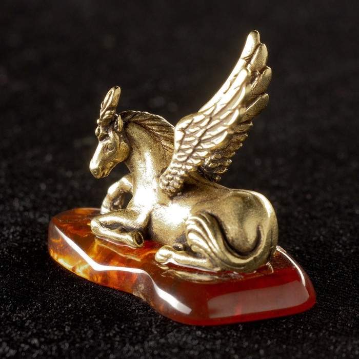 Сувенир Сувенир "Конь Пегас", латунь, янтарь