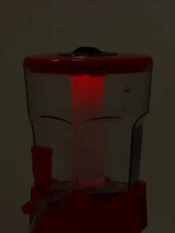 Башня пивная Tavimo, колба 3 л, ёмкость для льда, подсветка, пластик, красная