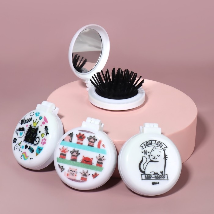 Расчёска массажная, складная, с зеркалом, d = 6,5 см, рисунок МИКС Расчёска массажная, складная, с зеркалом, d = 6,5 см, рисунок МИКС