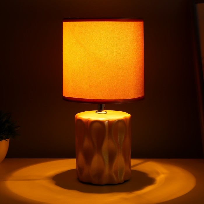 Настольная лампа Настольная лампа "Мюриэль" Е14 40Вт золотой 13х13х26,5 см