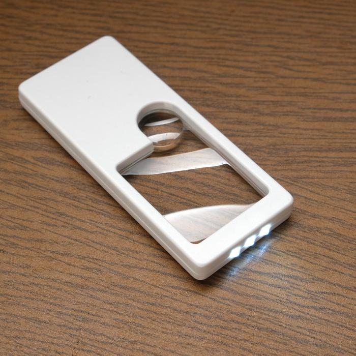 Лупа прямоугольная 3х, 10х, с подсветкой Лупа прямоугольная 3х, 10х, с подсветкой