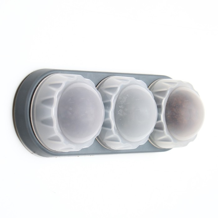 Игрушка для кошек из кошачьей мяты  Игрушка для кошек из кошачьей мяты "Вращающиеся шарики" на основании,14 х 6 см, серая