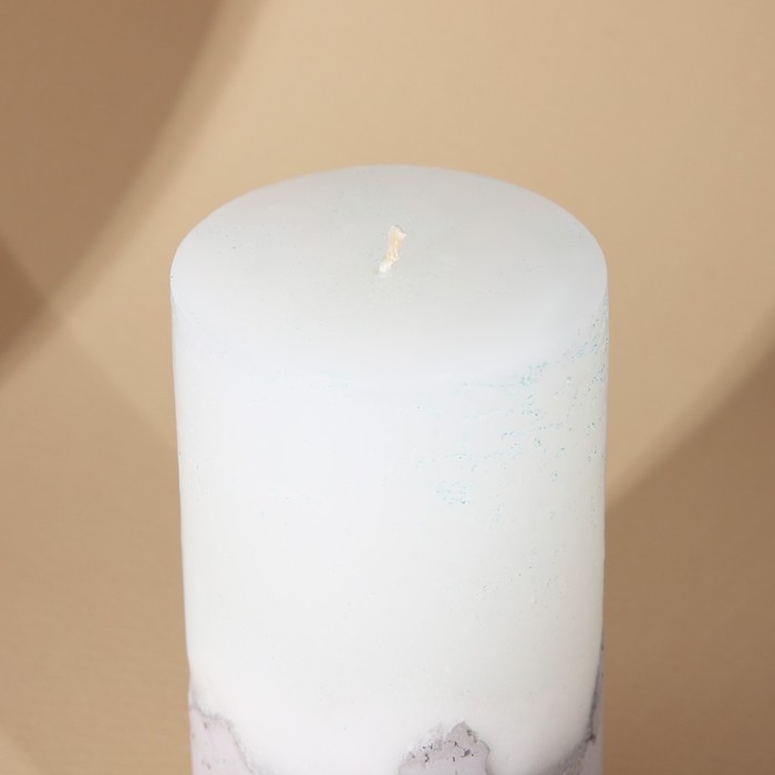 Свеча интерьерная белая с бетоном и золотом, 13 х 7 см Свеча интерьерная белая с бетоном и золотом, 13 х 7 см