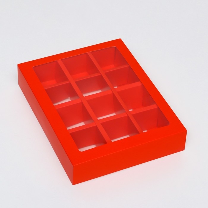 Коробка для 12 конфет, алый, 19 х 15 х 3,5 см. Кондитерская упаковка Коробка для 12 конфет, алый, 19 х 15 х 3,5 см. Кондитерская упаковка