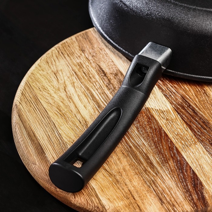 Сковорода литая чугунная Magma, d=28 см, h=6 см, пластиковая ручка, индукция Сковорода литая чугунная Magma, d=28 см, h=6 см, пластиковая ручка, индукция