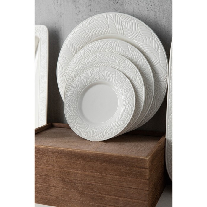 Тарелка фарфоровая пирожковая Magistro Сrotone, d=15,6 см, цвет белый Тарелка фарфоровая пирожковая Magistro Сrotone, d=15,6 см, цвет белый