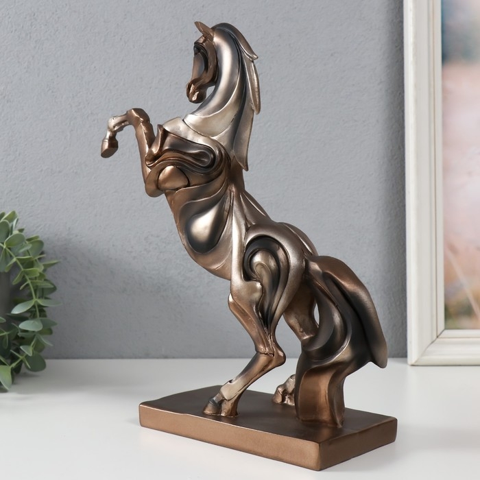 Сувенир полистоун Сувенир полистоун "Жеребец на дыбах" медный 25х9,7х29,9 см