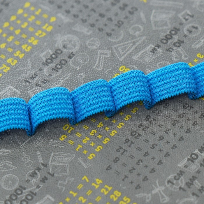 Пенал 3 секции, 125 х 205 х 55 мм, Calligrata 30П26/3 Пенал 3 секции, 125 х 205 х 55 мм, Calligrata 30П26/3 "Кеды", ламинированный картон