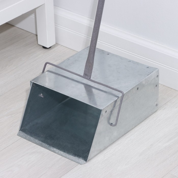 Совок уличный для мусора «Ловушка», оцинкованный Совок уличный для мусора «Ловушка», оцинкованный