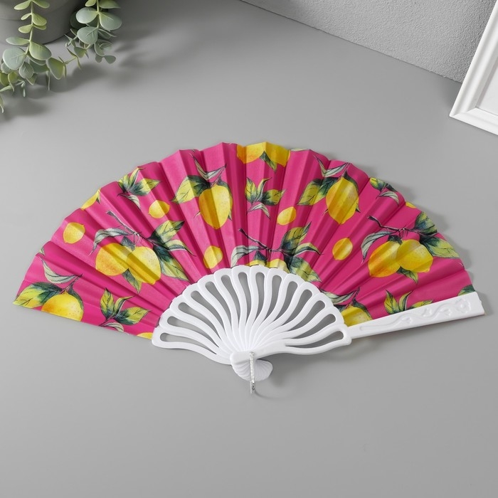 Веер пластик, текстиль  Веер пластик, текстиль "Россыпь лимонов" МИКС 23 см