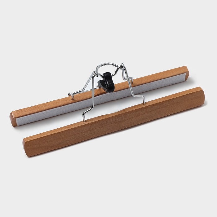 Вешалка для брюк и юбок Доляна, 25×16,5 см, зажим, цвет светлое дерево Вешалка для брюк и юбок Доляна, 25×16,5 см, зажим, цвет светлое дерево