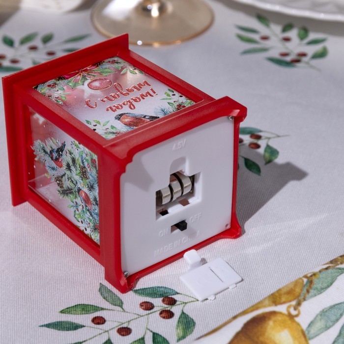 Светодиодная фигура «Красный фонарь со снегирями» 6.3 × 12 × 6.3 см, пластик, батарейки AG13х3 (в комплекте), свечение тёплое белое