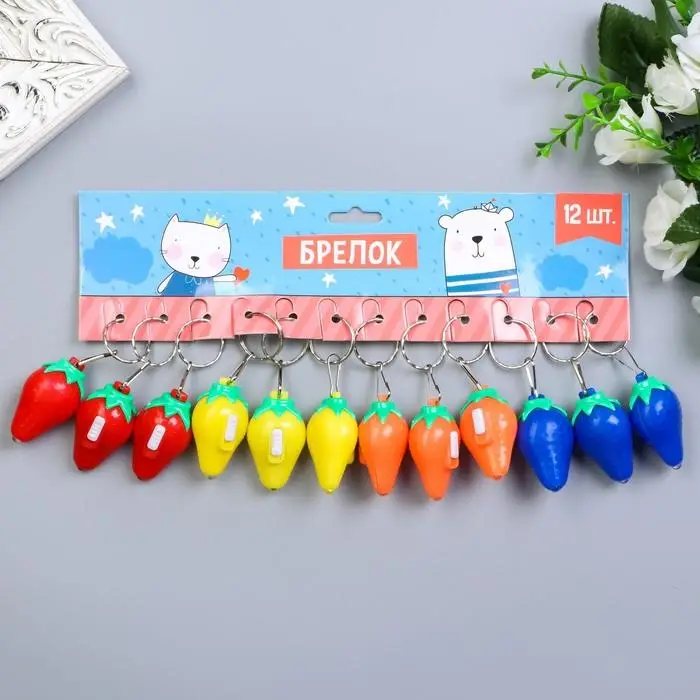 Фонарик свет на кольце Фонарик свет на кольце "Клубничка" светит МИКС 3х5,5х3 см