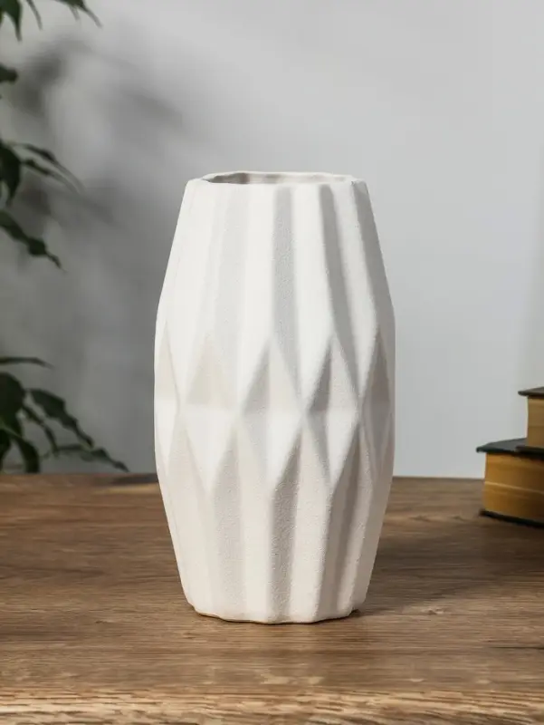 Ваза керамика настольная Ваза керамика настольная "Абиджил" геометрия, h=20х11, d=7,5 см, белый