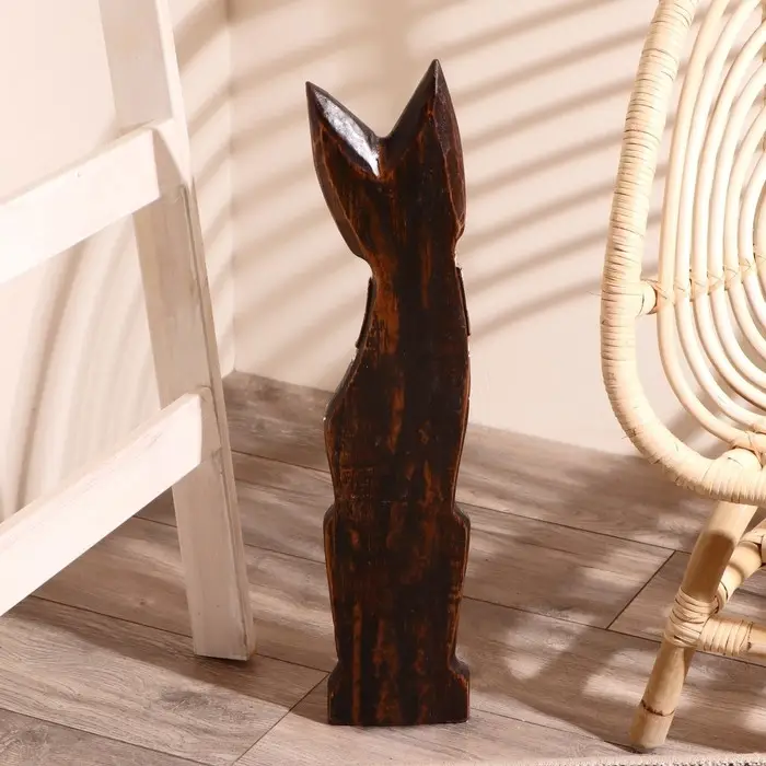 Сувенир дерево "Кошка с бабочками и сердечком на ошейнике" 60х12х6 см