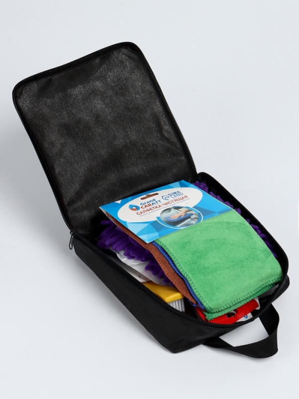 Набор автомобилиста для чистки салона, 9 предметов Набор автомобилиста для чистки салона, 9 предметов