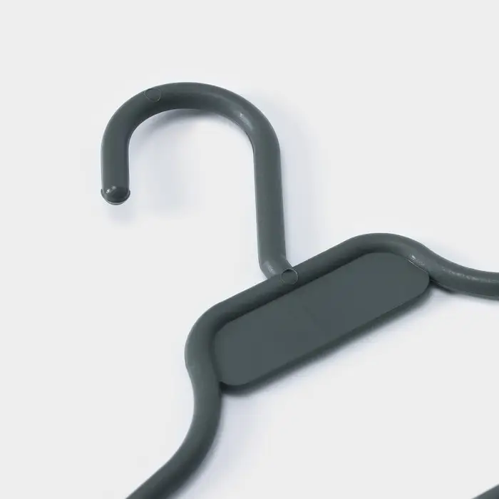 Плечики - вешалка блузочная, размер 50-52, чёрные Плечики - вешалка блузочная, размер 50-52, чёрные