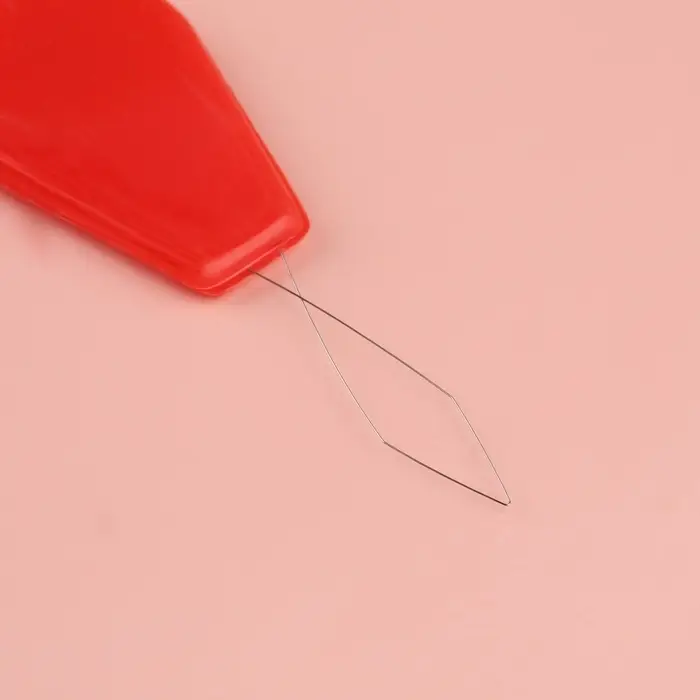 Нитевдеватели, 6 шт., разноцветные Нитевдеватели, 6 шт., разноцветные