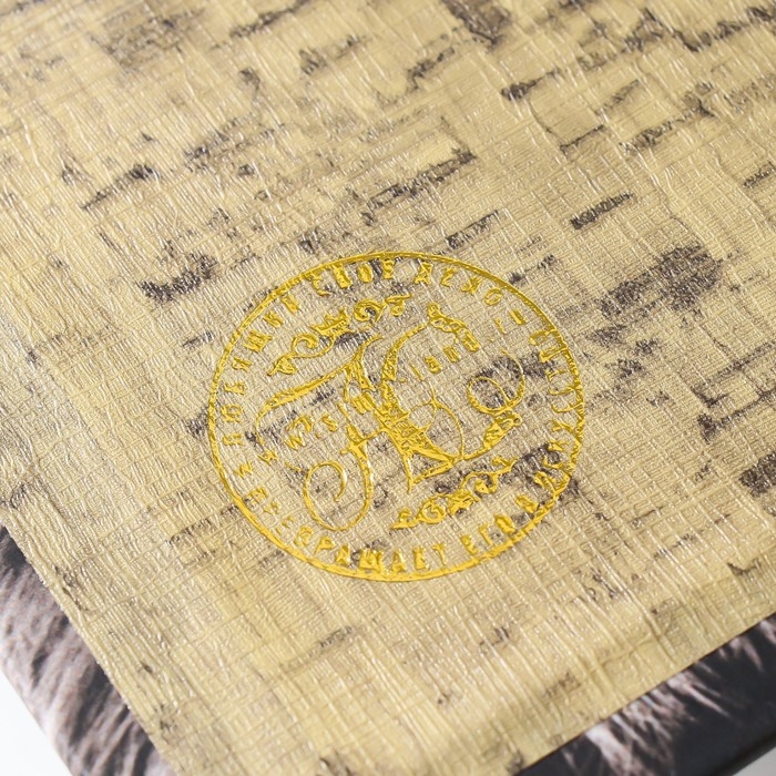 Сейф-книга дерево кожзам Сейф-книга дерево кожзам "Лев - дикая жизнь" 21х13х5 см