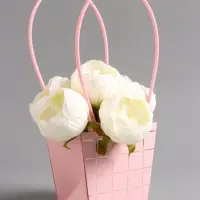 Сумка переноска для цветов, розовая, влагостойкая, с тиснением, 13&times;9.5&times;13&plusmn;5% см