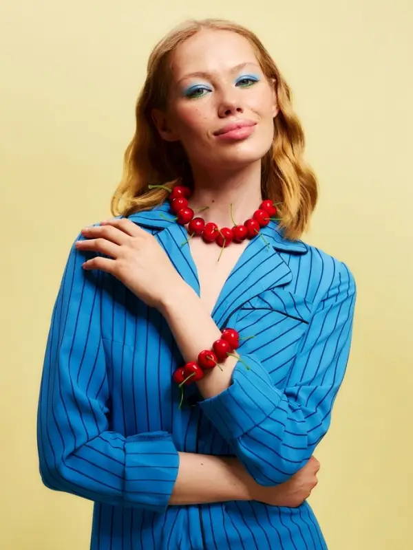 Колье на цепочке &laquo;Вишня&raquo;, L=40 см, красное в золоте