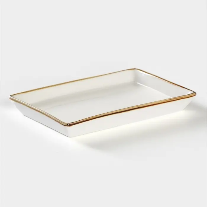 Маслёнка Magistro «Церера», 18×12 см, фарфор, белая Маслёнка Magistro «Церера», 18×12 см, фарфор, белая