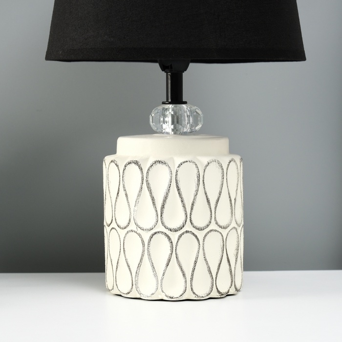 Лампа настольная Лампа настольная "Медитация" 1х40Вт Е14 бежевый 20х20х35см