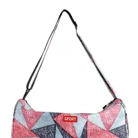 Сумка спортивная на молнии TEXTURA, боковой карман-сетка, регулируемый ремень, средний размер, красная