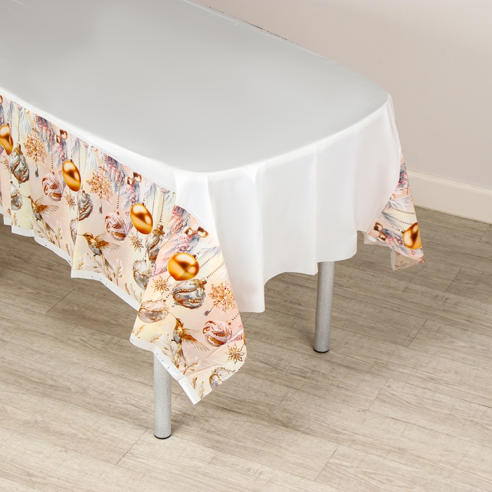 Скатерть одноразовая на стол &laquo;Игрушки&raquo; 180 х 137 см