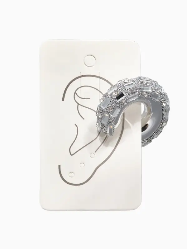 Серьга кафф &laquo;Бублик&raquo;, крупные стразы, белые в серебре