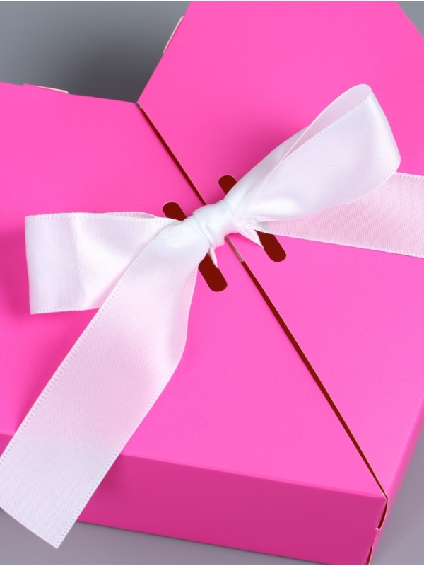 Коробка самосборная сердце, 17 х 17 х 6 см, розовая Коробка самосборная сердце, 17 х 17 х 6 см, розовая