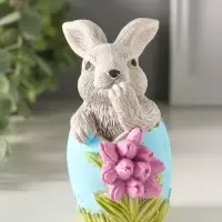 Статуэтка "Заяц пасхальный с букетом" 11х6 см, цветной