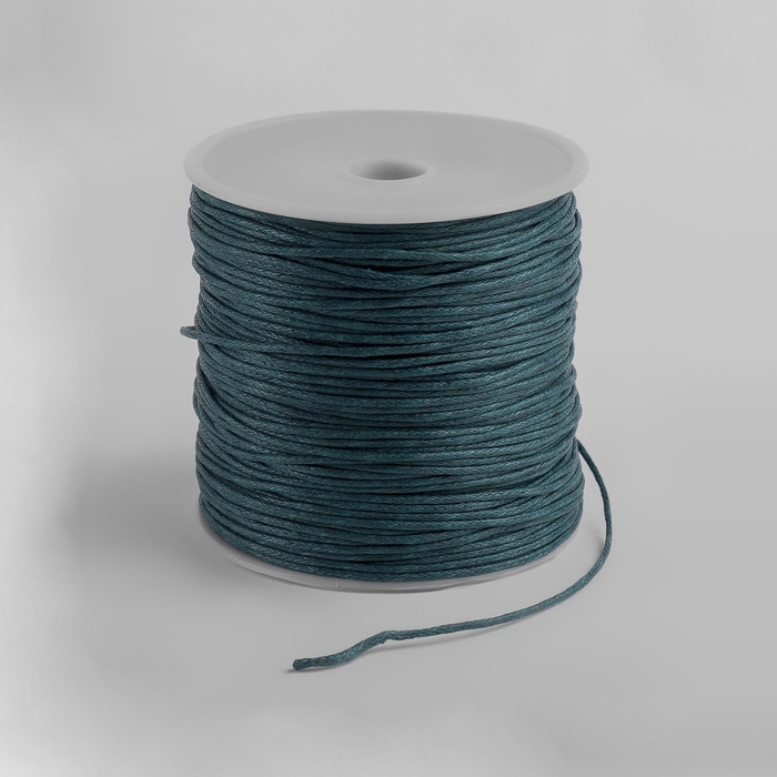 Шнур вощеный из полиэстера d=1 мм, L=65-70 м, цвет зелёный Шнур вощеный из полиэстера d=1 мм, L=65-70 м, цвет зелёный