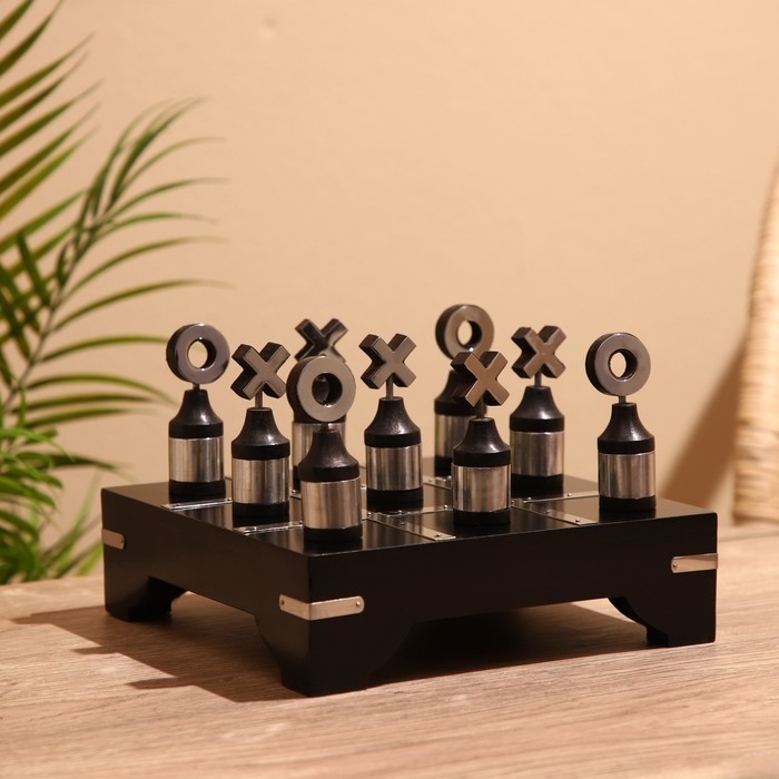 Игра настольная  Игра настольная "Крестики-нолики" 20х20 см, манговое дерево, сталь