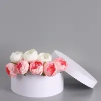 Коробка круглая подарочная, белая, 30&times;15 см
