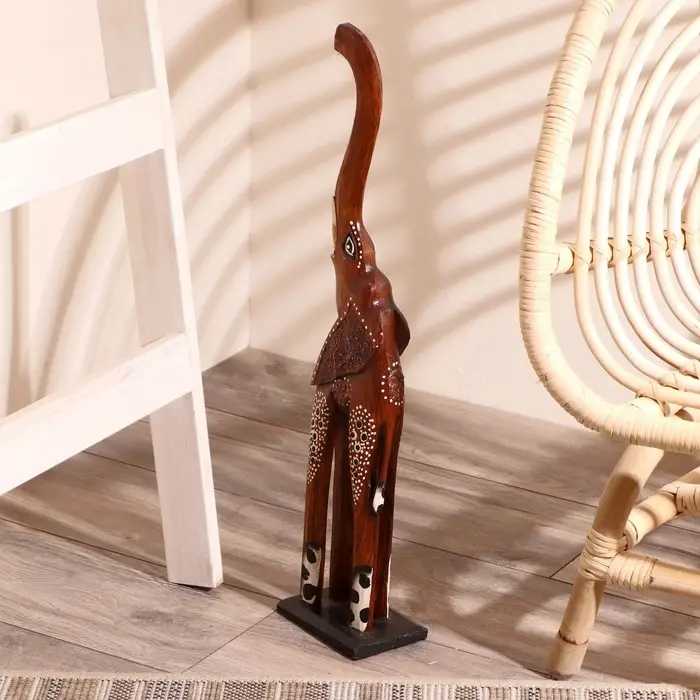 Сувенир дерево "Слон с резными ушками" 60х14х9 см