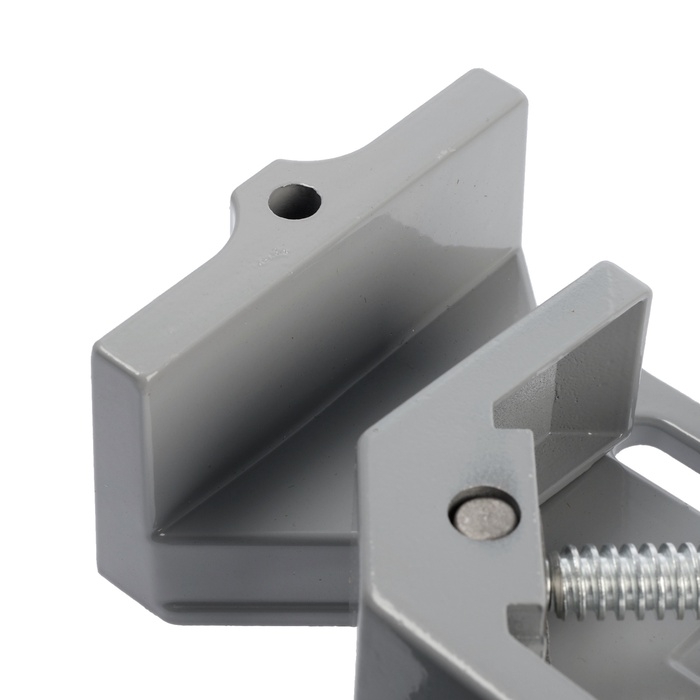 Струбцина угловая ТУНДРА, металлическая, один зажим, 2К рукоятка, 60 мм Струбцина угловая ТУНДРА, металлическая, один зажим, 2К рукоятка, 60 мм