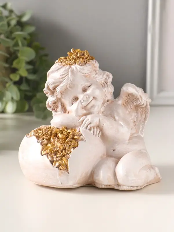 Фигура полистоун "Ангелочек на сердце" 13х14 см