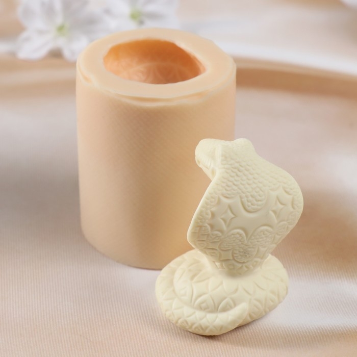 Молд силиконовый Молд силиконовый "Змея №7" 7,5х5,5х5 см