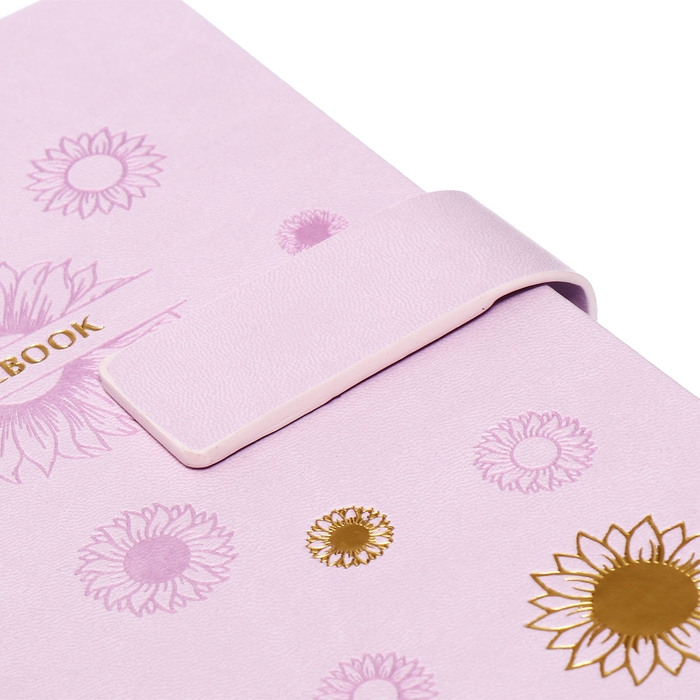 Ежедневник недатированный, А5, 140л, клетка, обл.кожзам, с хлястиком, Цветы, сиреневый Ежедневник недатированный, А5, 140л, клетка, обл.кожзам, с хлястиком, Цветы, сиреневый