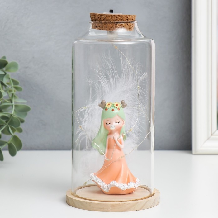 Сувенир полистоун световой  Сувенир полистоун световой "Девочка с зелёными волосами, рожками и пером" 10х10х20,5 см